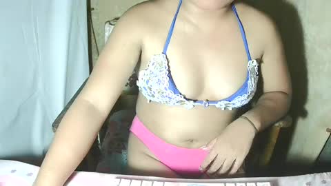horny_pussy99 online show from August 4, 1:19 pm