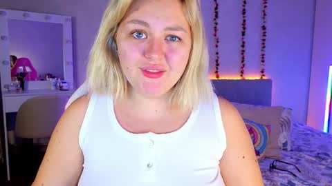 HornyCakee online show from May 17, 8:48 am