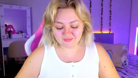 HornyCakee online show from May 18, 2:23 am