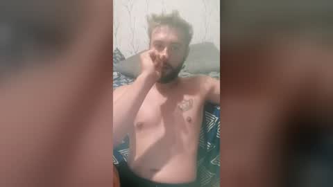 hornydavid_00 online show from August 16, 7:07 pm
