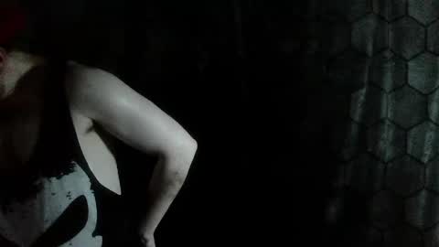 hornydude3435 online show from May 6, 1:07 am