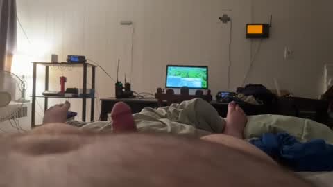 hornyguy184445 online show from August 7, 6:24 am