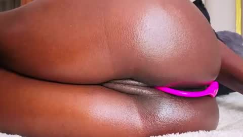 JOYINDEPENDENT MODEL online show from August 11, 12:18 pm