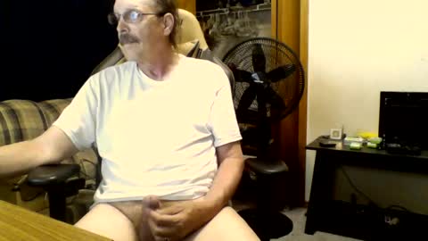 hornymanwi online show from July 2, 11:55 am