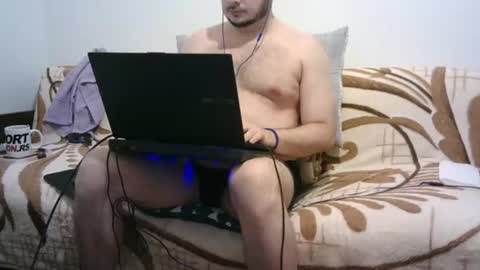 hornymonkey991 online show from August 9, 2:34 am