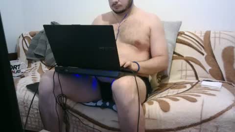 hornymonkey991 online show from August 12, 3:53 am