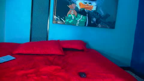hornyshow1 online show from August 15, 5:50 pm