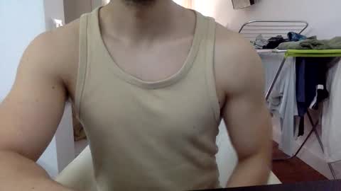 hornyspaniard93 online show from June 3, 4:21 pm
