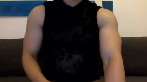 hornyspaniard93 online show from June 23, 9:27 pm