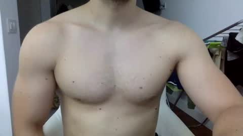 hornyspaniard93 online show from June 28, 10:57 pm