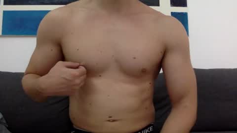 hornyspaniard93 online show from July 1, 4:30 pm
