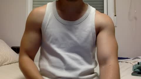 hornyspaniard93 online show from July 23, 12:57 am