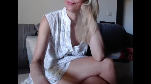 Hornyssima online show from June 20, 10:04 am