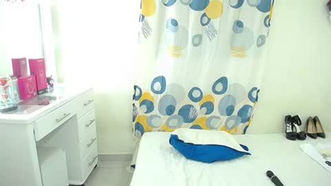 LILY online show from July 18, 2:23 am