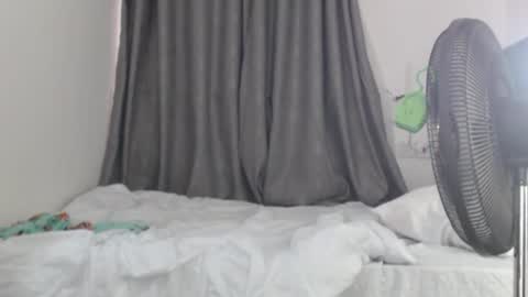 hornyxbum online show from July 28, 6:19 am