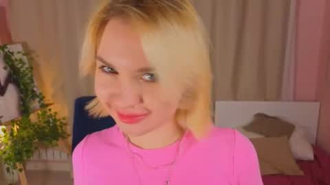 Hot Eva online show from August 11, 7:32 am