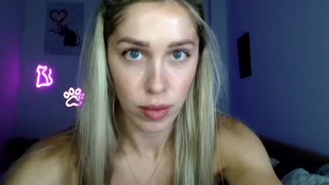 Dasha online show from August 4, 9:56 pm