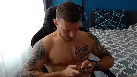 hot_cap_77 online show from July 26, 5:18 pm