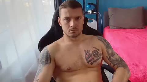hot_cap_77 online show from August 8, 2:06 pm