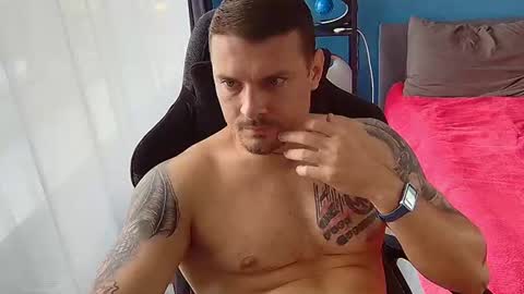 hot_cap_77 online show from August 13, 1:47 pm