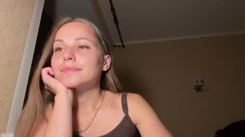 hot_chance_ online show from August 11, 5:26 pm