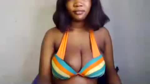Zarah online show from August 9, 12:06 pm