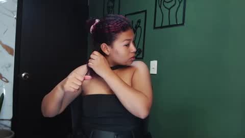 Chocolate Girl online show from August 10, 12:12 am