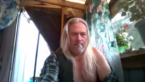 hot_cock_dancer online show from August 17, 3:39 pm