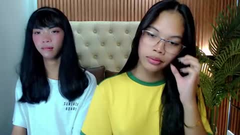 hot_falling_devilxx online show from July 29, 11:45 pm