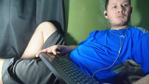 hot_guy36 online show from August 2, 3:13 am