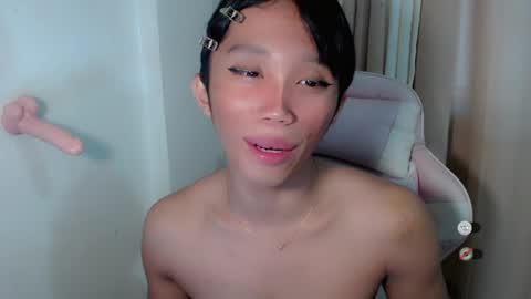 hot_khianna online show from August 4, 11:02 pm