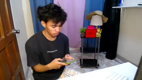 hot_kianxx online show from June 13, 12:29 am
