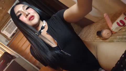 hot_kitty2 online show from July 9, 5:12 am
