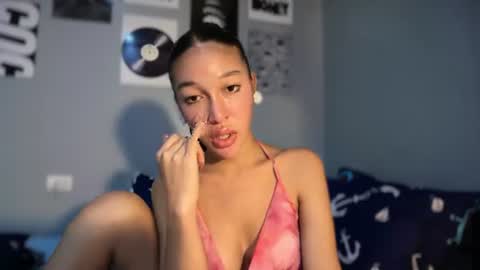 khim online show from August 2, 5:31 pm