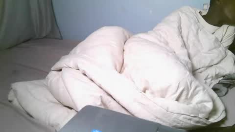 hot_me25 online show from July 10, 11:21 pm