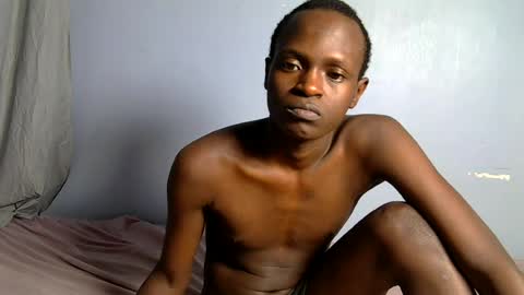hot_me25 online show from August 17, 4:01 pm
