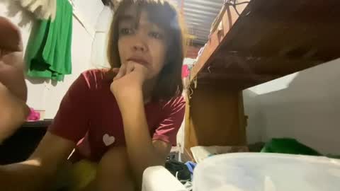 hot_moma69 online show from August 17, 12:21 pm