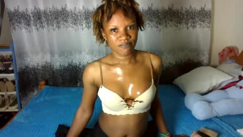 hot petite100 online show from August 16, 2:54 pm