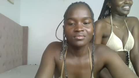 Petite online show from August 12, 10:06 am