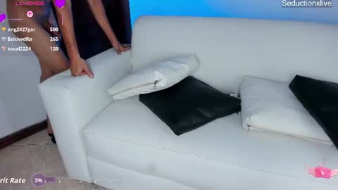 hot_temptation21 online show from August 4, 5:48 am