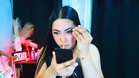 hot_xirene online show from July 10, 12:00 pm