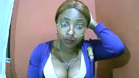 hotarian1 online show from June 4, 7:23 am