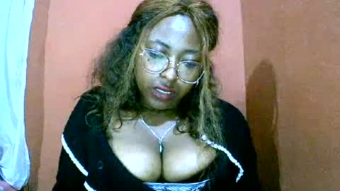 hotarian1 online show from June 13, 4:15 pm