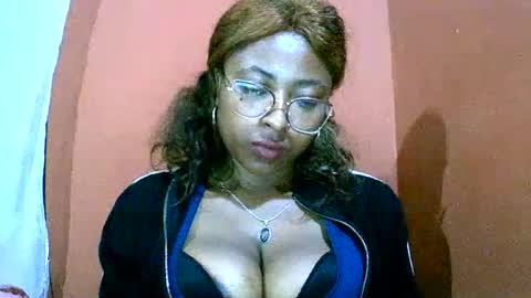 hotarian1 online show from June 15, 5:55 pm