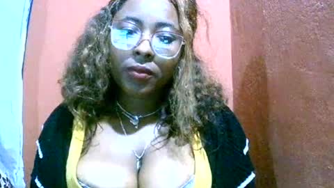 hotarian1 online show from August 17, 4:56 pm