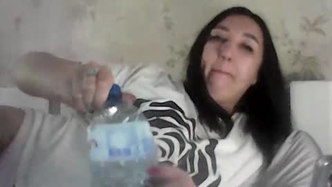 Hotbestias online show from August 12, 11:56 am