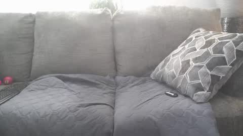 hotblondemilf1962 online show from August 15, 1:04 pm