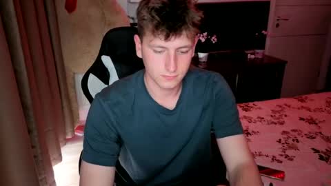 Hotboyshorny online show from July 18, 3:35 pm