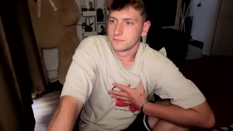 Hotboyshorny online show from August 15, 4:33 pm