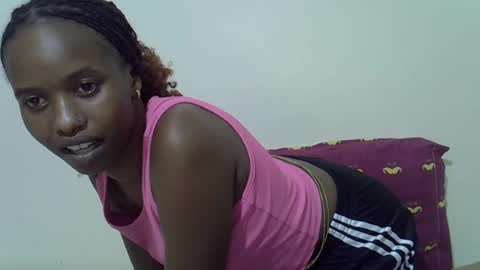 hotcatty01 online show from August 11, 8:22 pm